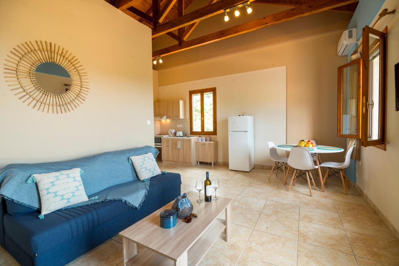 Ntamari Apartments Вати Екстериор снимка