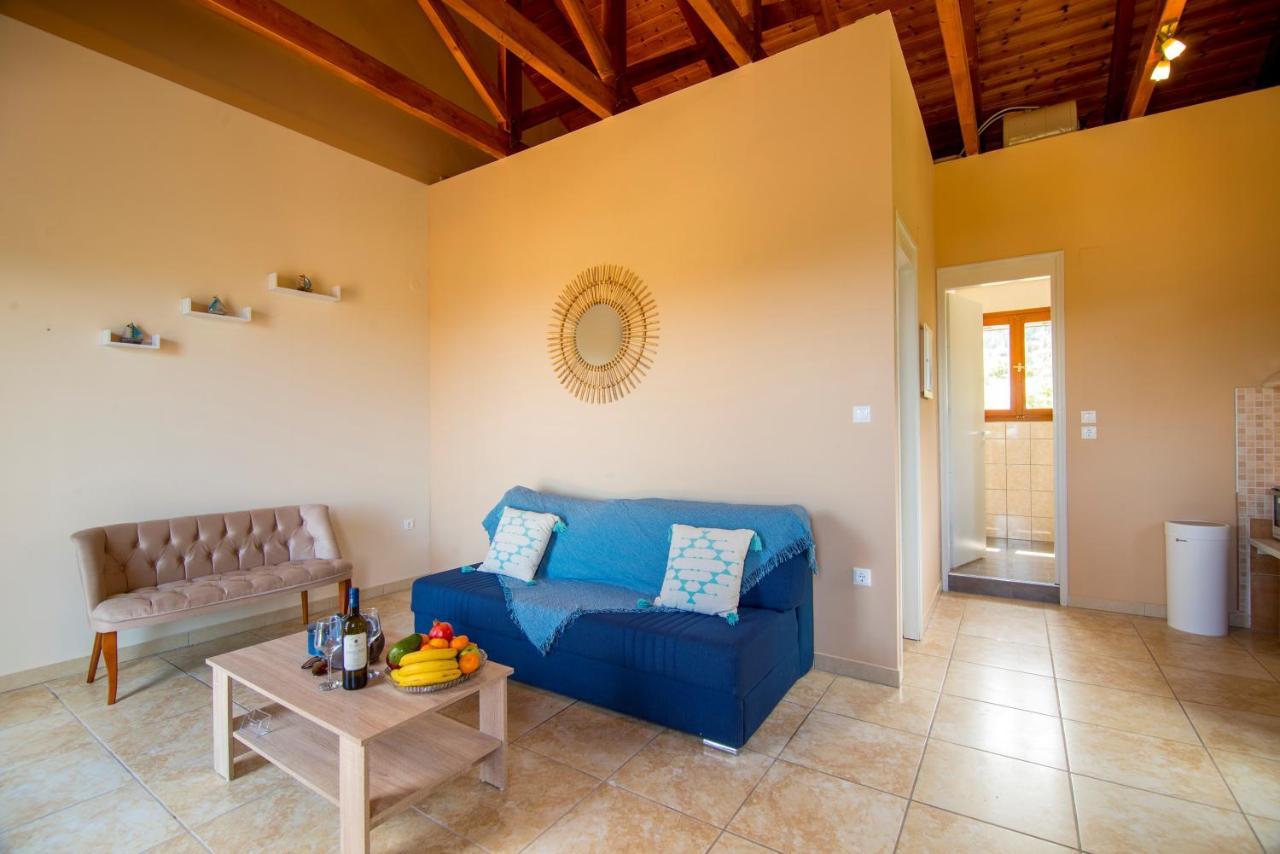 Ntamari Apartments Вати Екстериор снимка
