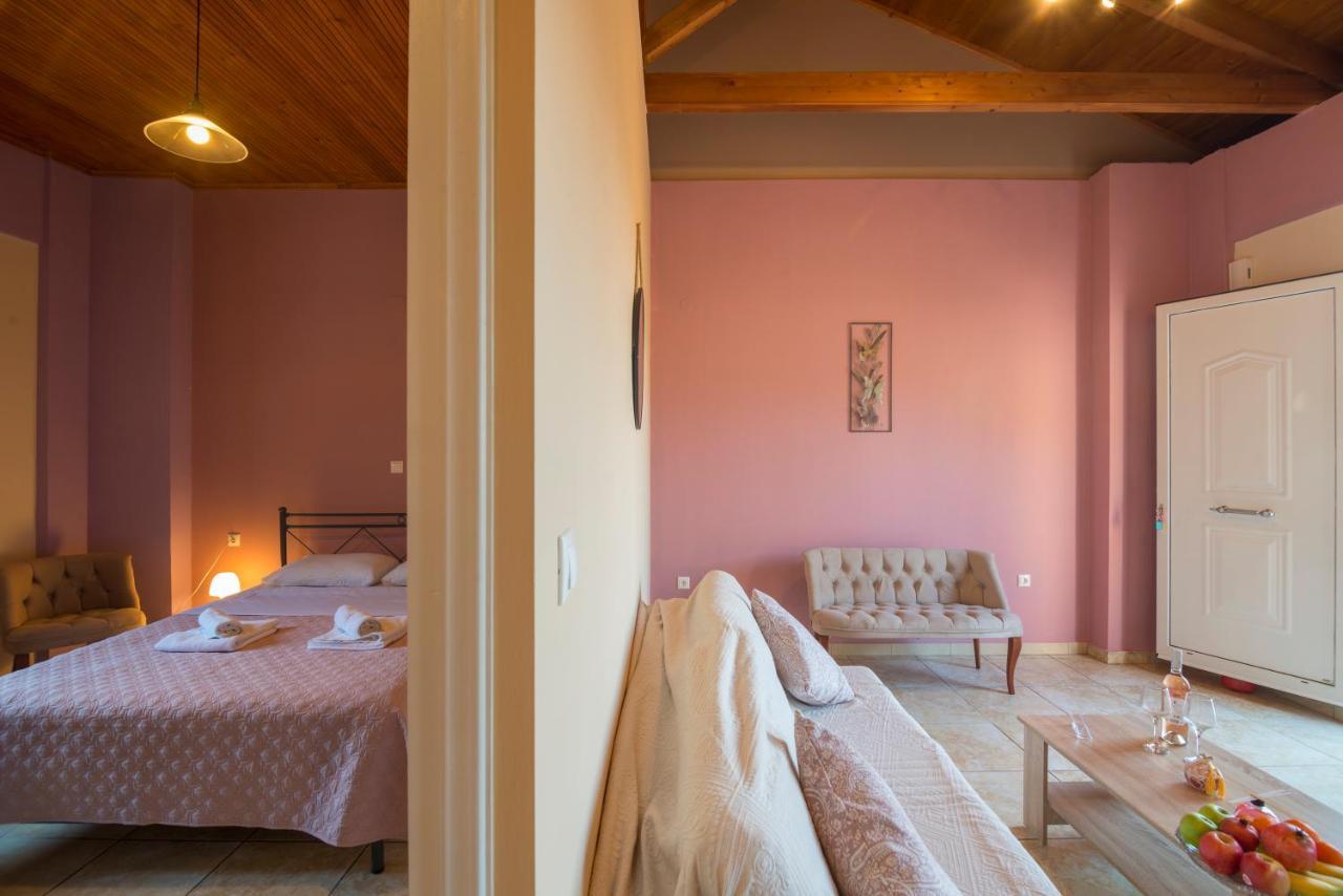 Ntamari Apartments Вати Екстериор снимка